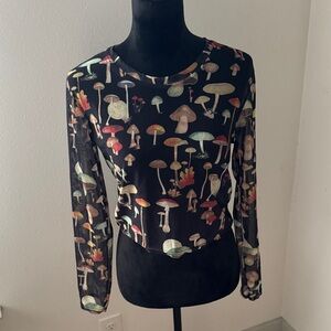 WoWo Mushroom Print‎ Sheer mesh Black long sleeve crop Top Sz L